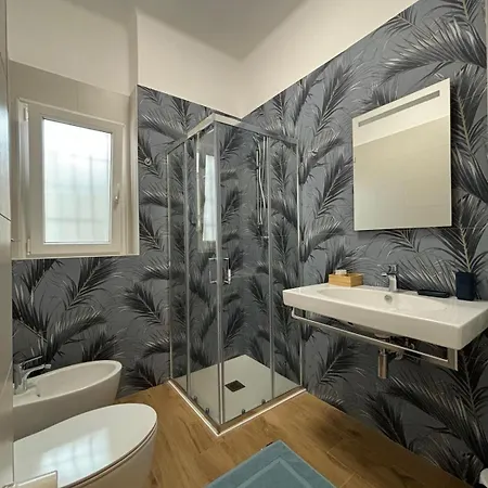 Iris Qsella * Бари